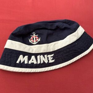 Maine embroidered bucket hat